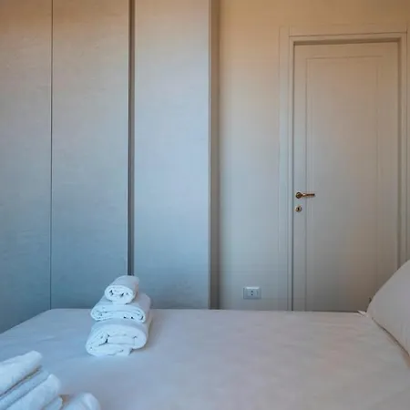 Apartment Dei Mille 31 B *