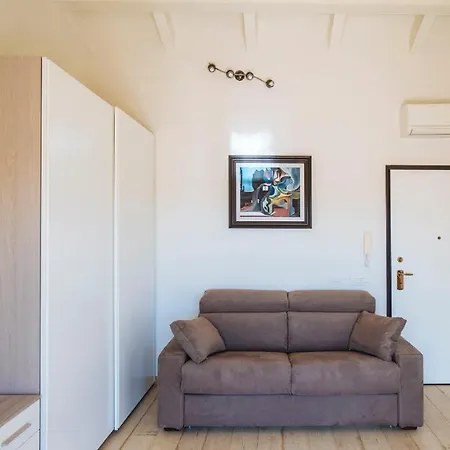 Daire Dei Mille 31 B Albenga